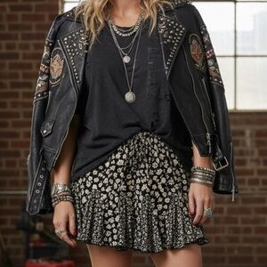 NWT Angie Floral Print Boho Gypsy Mini Skort Skirt Shorts